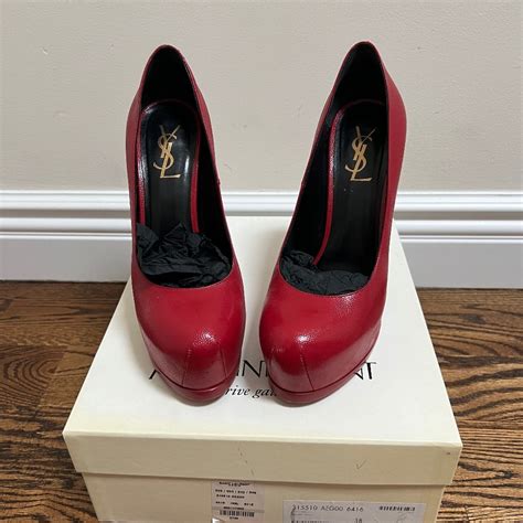 Yves Saint Laurent Tribtoo 105 Pumps 